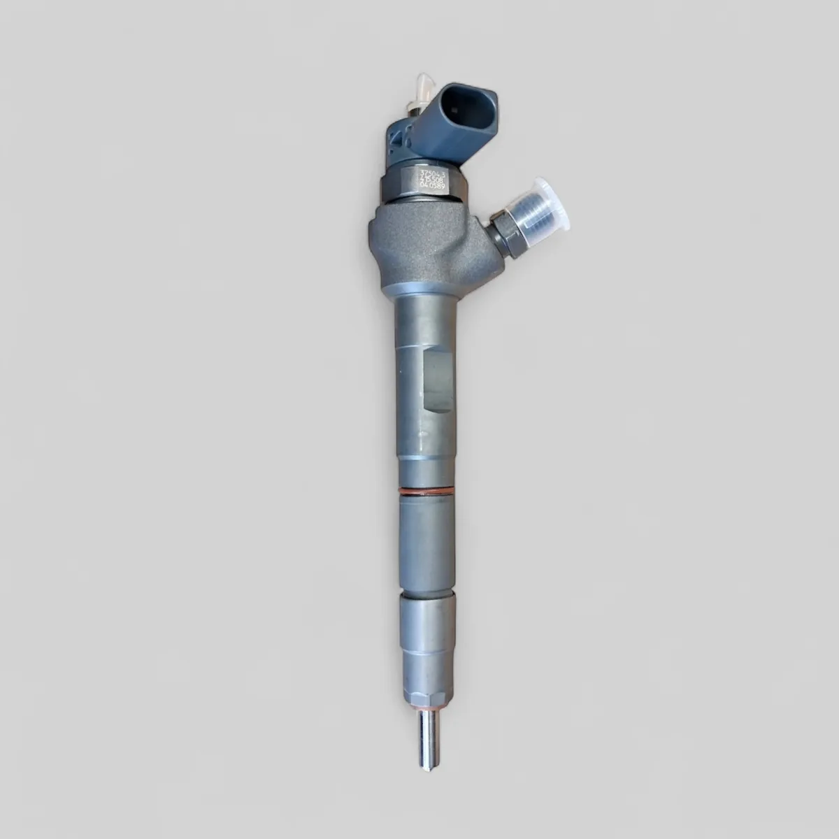 Remanufactured Bosch 0445110638 VW/Audi 2.0 TDI diesel injector standing side view