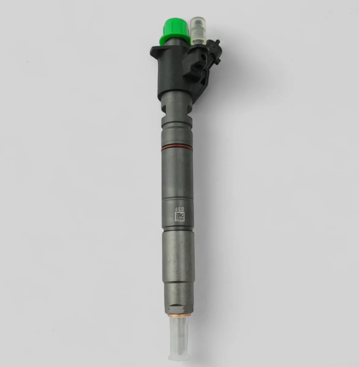 Remanufactured Bosch 0445116051 Land Rover 3.0 TDV6 piezo diesel injector standing — side profile