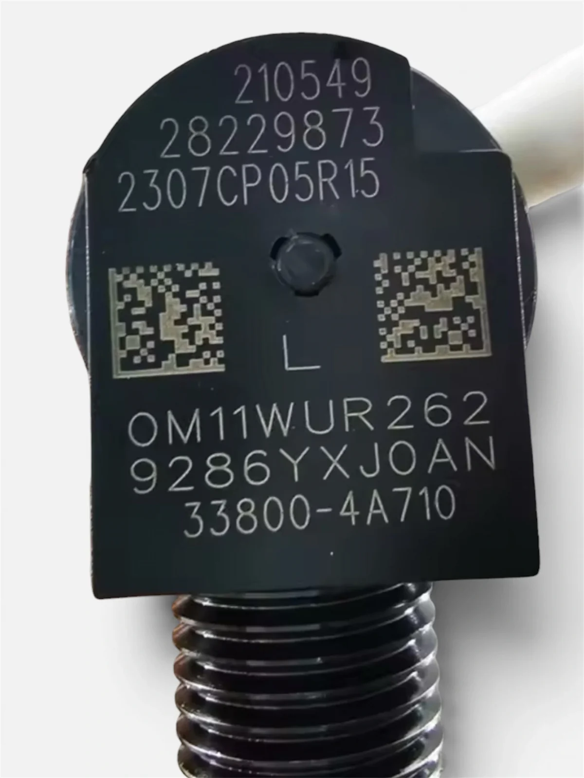 Delphi 28229873 HRD356 injector part number close-up