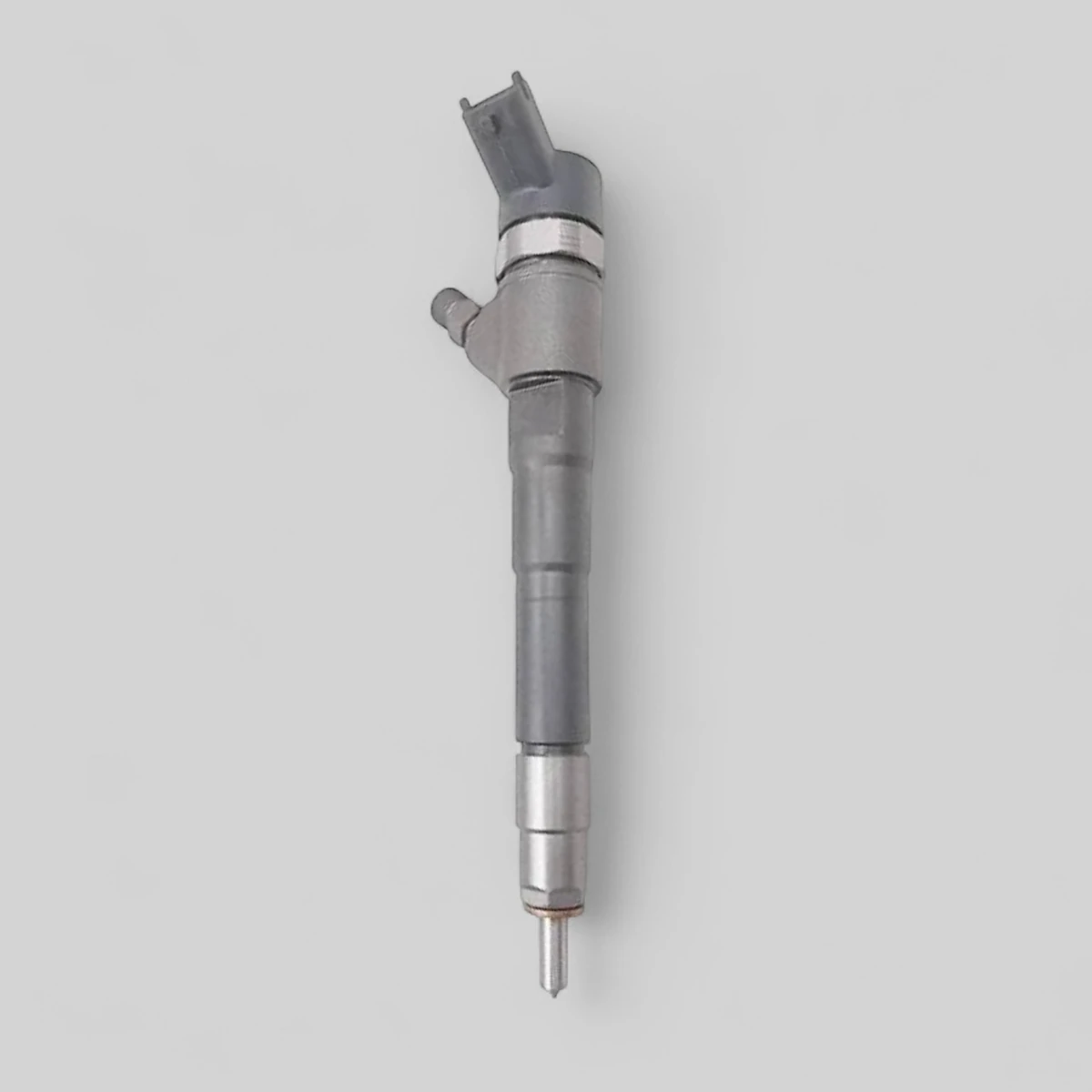 Remanufactured Bosch 0445110248 diesel injector standing side view