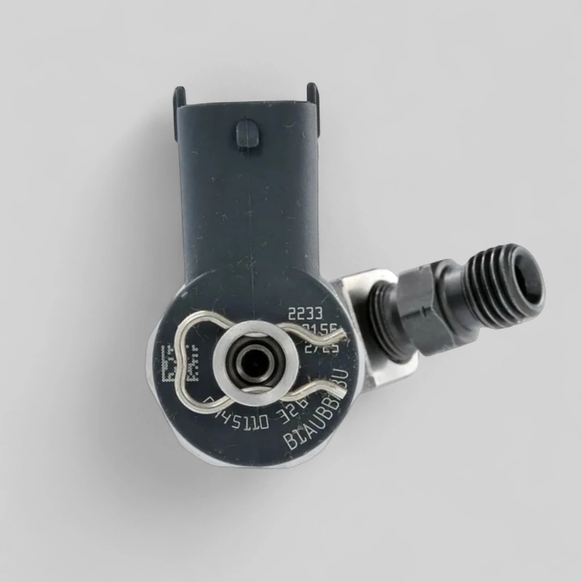 Remanufactured Bosch 0445110326 diesel injector — part number close-up