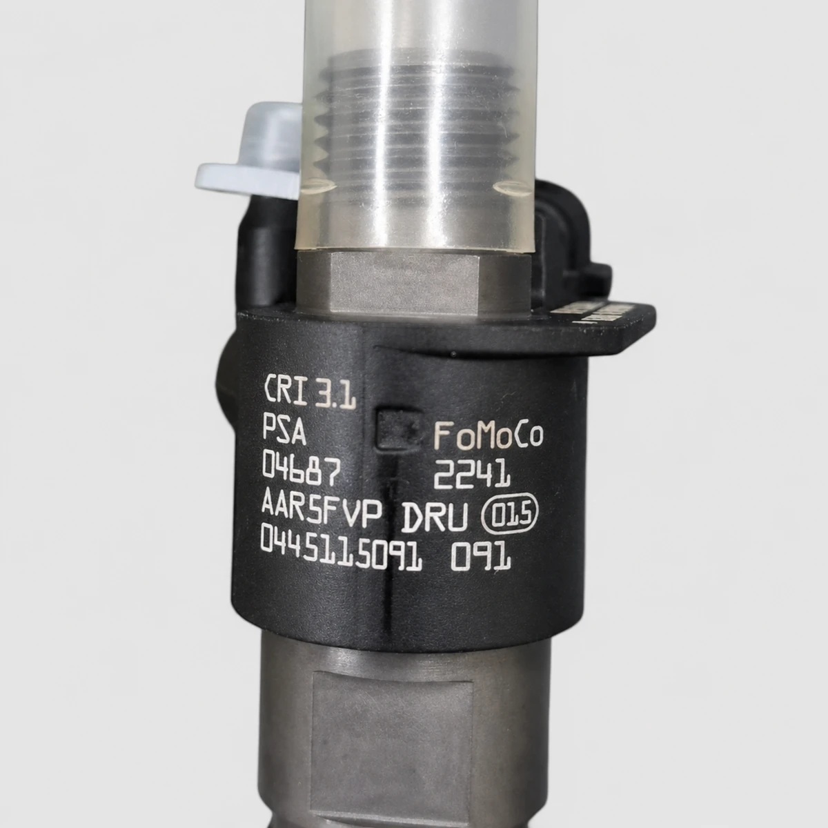Remanufactured Bosch 0445115091 diesel injector — part number close-up
