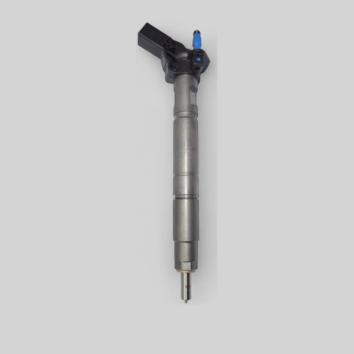Remanufactured Bosch 0445116017 Hyundai/Kia 2.2 CRDi diesel injector standing side view