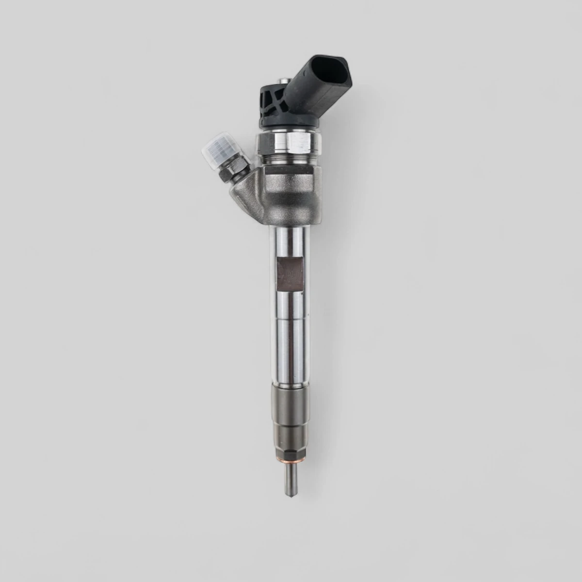 Remanufactured Bosch 13538514148 diesel injector — standing side view