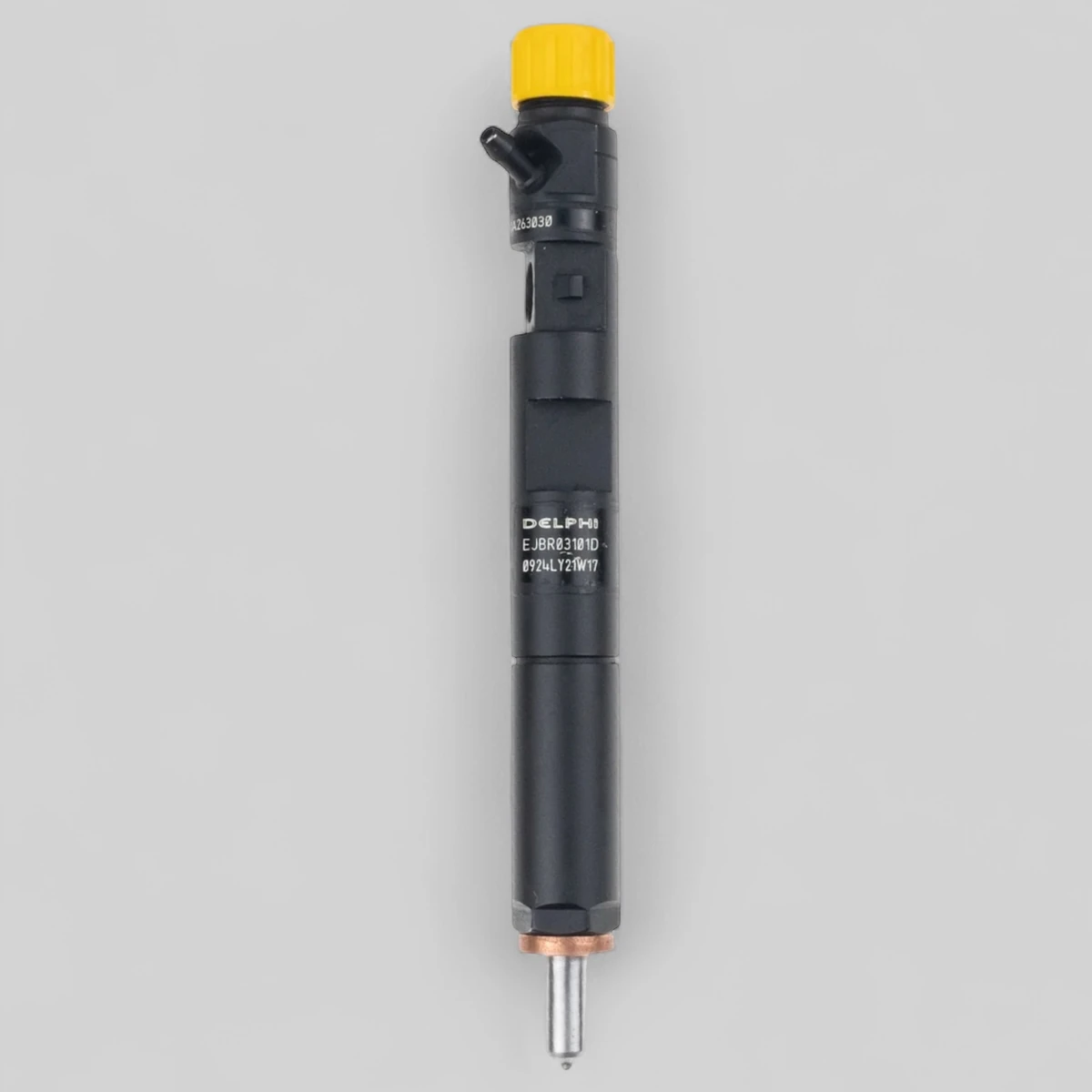 Remanufactured Delphi 28232251 diesel injector — part number close-up