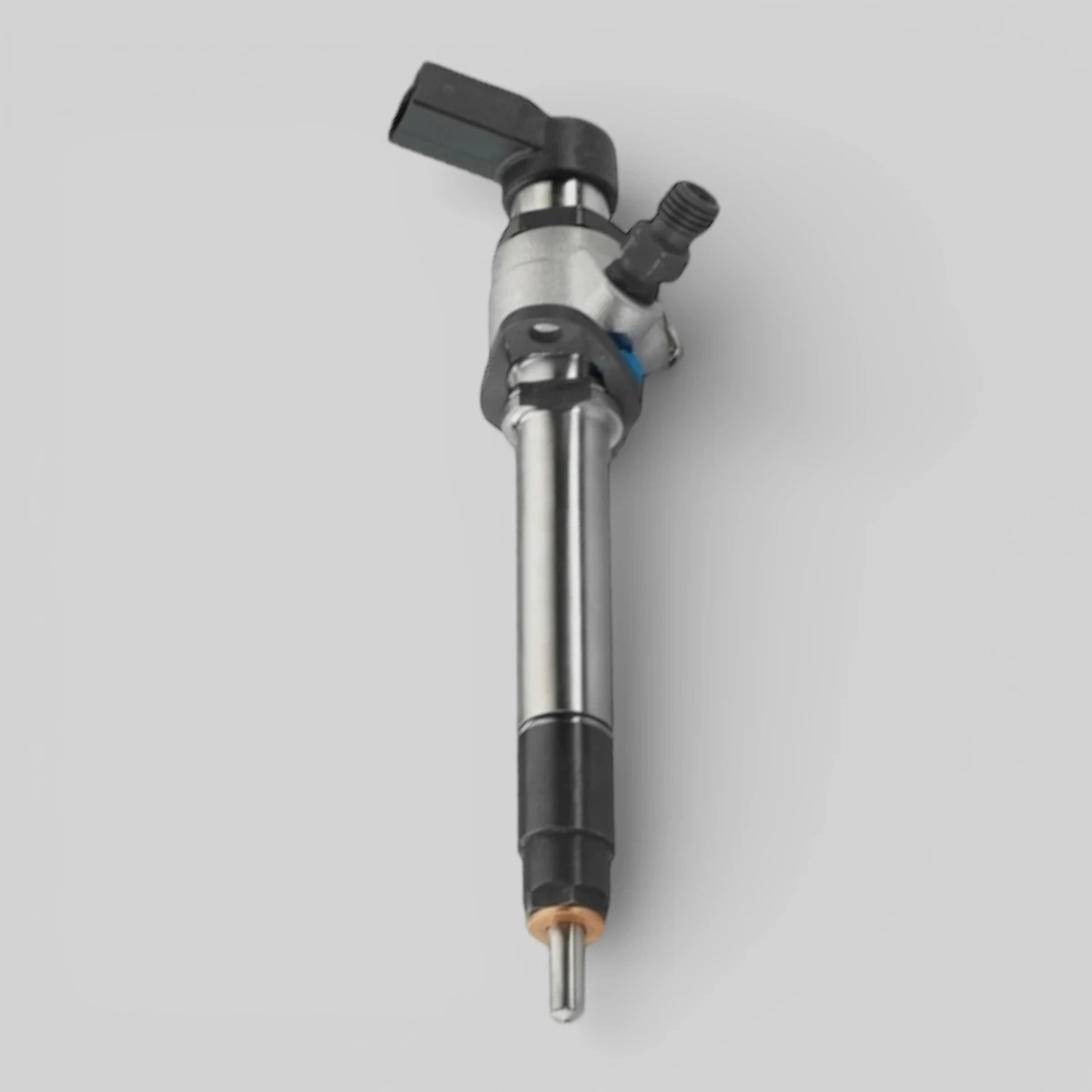 Remanufactured Siemens VDO / Continental A2C59511316 diesel injector — standing side view