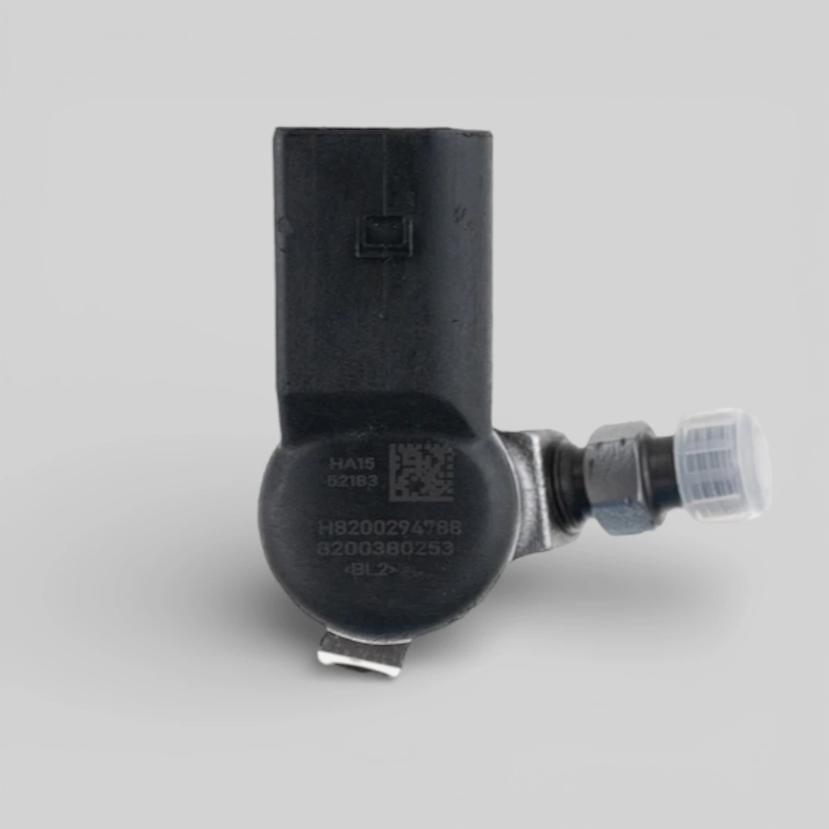 Remanufactured Siemens VDO / Continental A2C59511606 diesel injector — standing side view