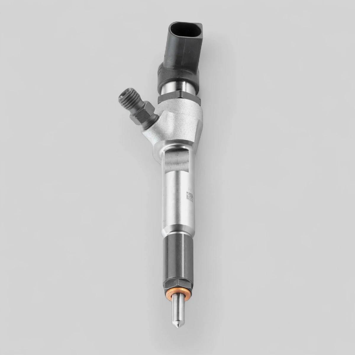 Remanufactured Siemens VDO / Continental A2C59511610 diesel injector — standing side view