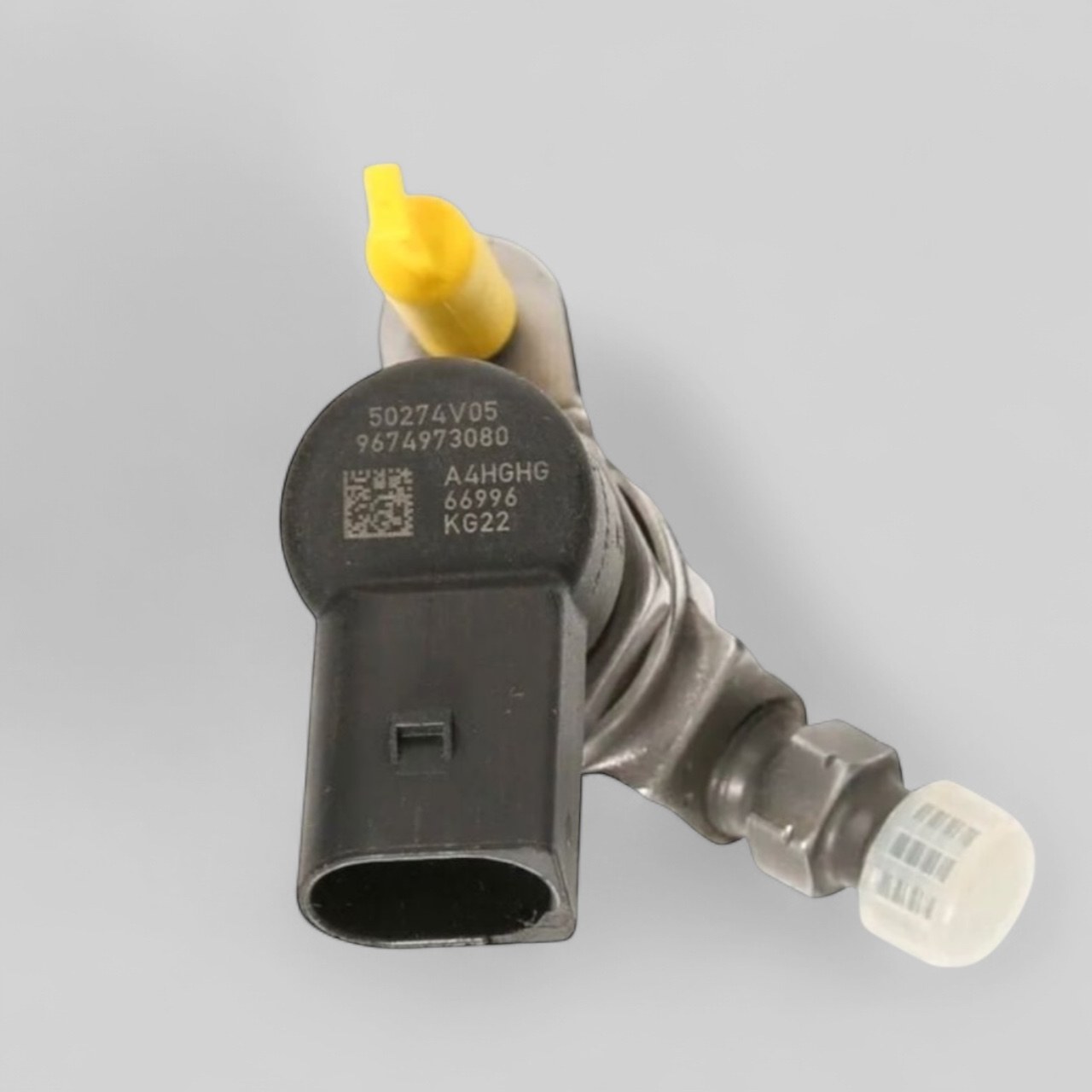 Siemens VDO A2C59513556 injector close-up showing 9674973080 part number marking