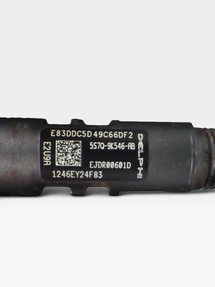 Remanufactured Delphi EJDR00601D diesel injector — part number close-up