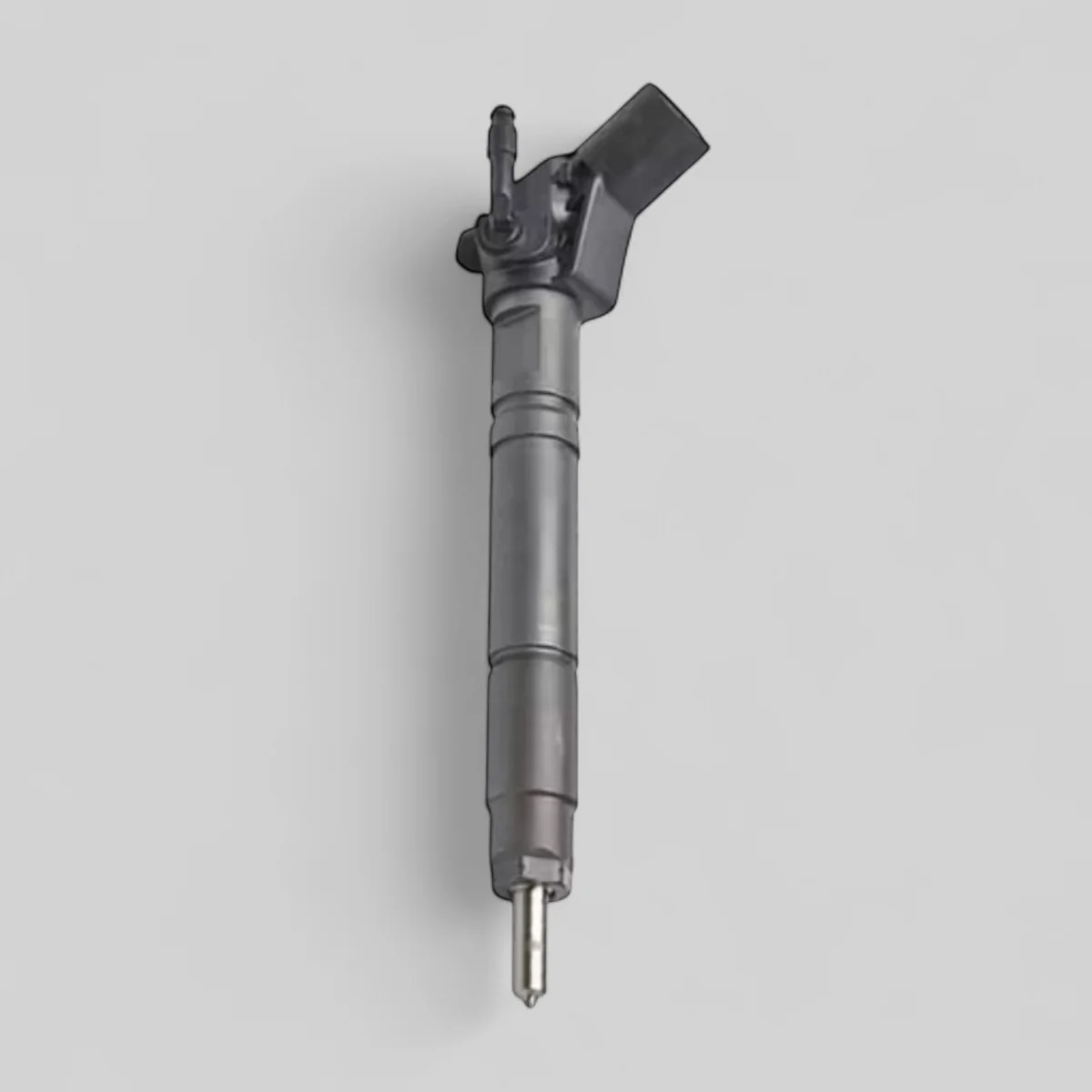 Bosch 0445115069 OM646 injector on Bosch CR918 test bench under calibration